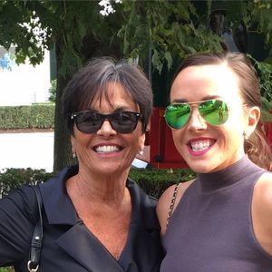 Meet your Posher, Gloria